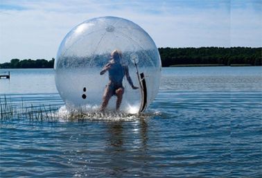 상업적인 큰 파열 물은 거대한 섹시한 거품 팽창식 물 걷는 공을 가지고 놀