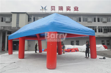 팽창식 천막의, 빨강 및 파란 휴대용 공기 Saeled 천막을 광고하는 옥외 큰 사건