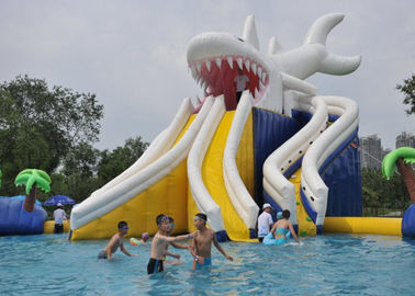 재미 팽창식 수영장 장난감을 가진 상업적인 거대한 상어 파열 아이 수영장