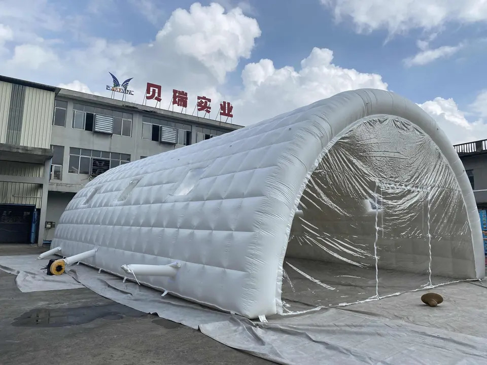 축구장을 위한 기밀식 가지고 다닐 수 있는 큰 야외 자동차 워시 팽창식 텐트